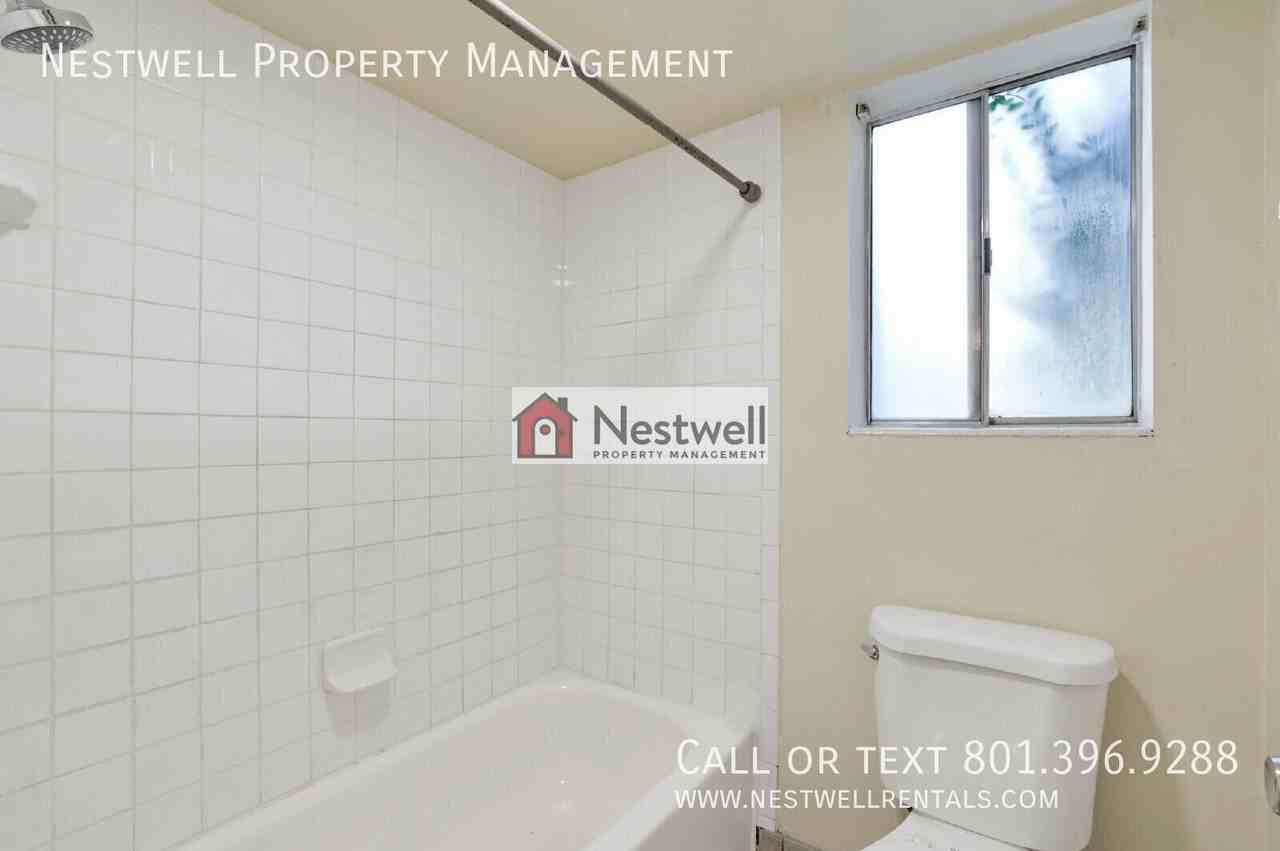 230 W Center St #13 - Photo 5 of 10