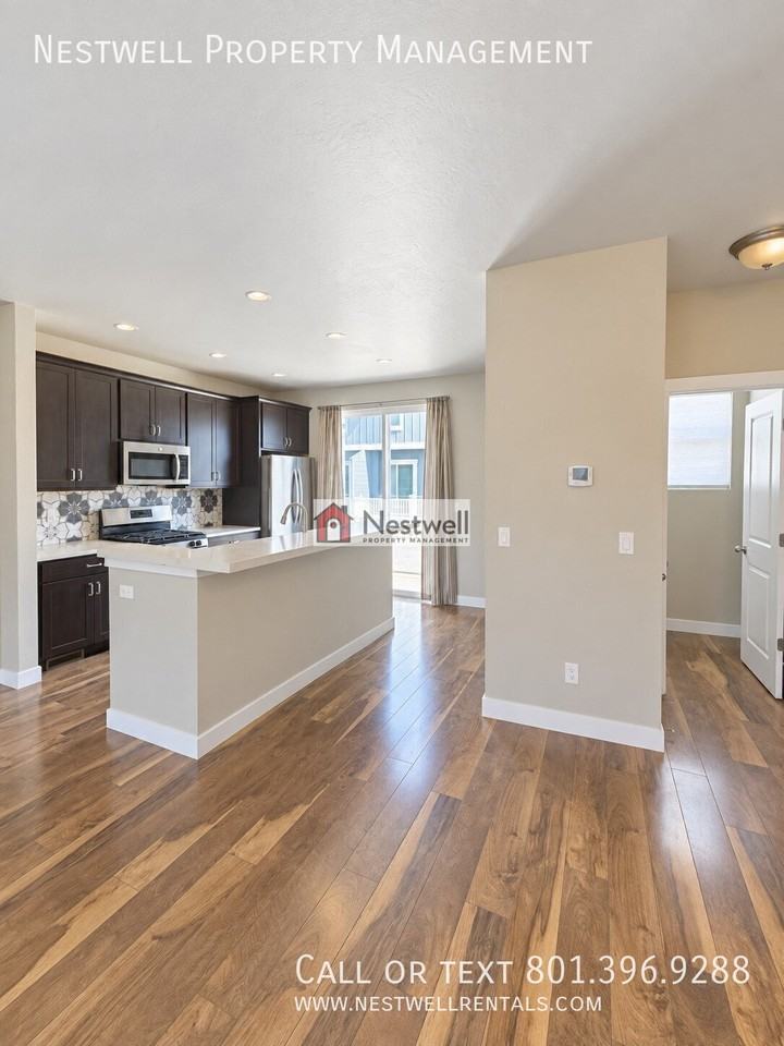 14876 S Echo Canyon Ln - Photo 4 of 24