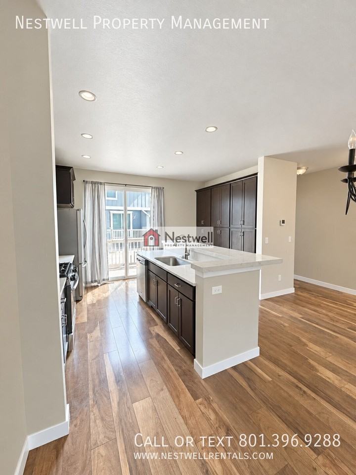 14876 S Echo Canyon Ln - Photo 5 of 24