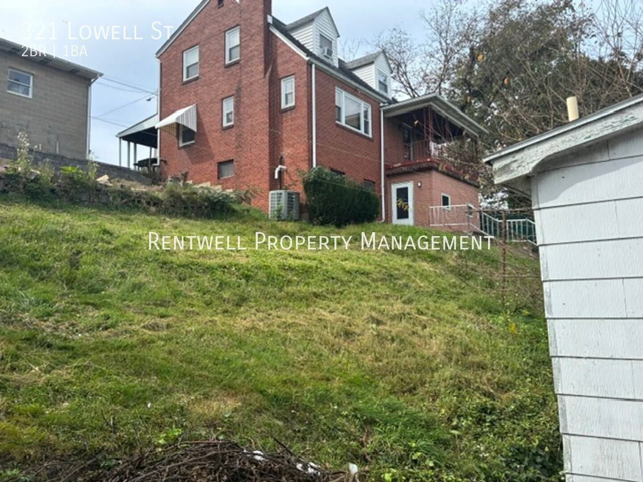 321 Lowell St - Photo 3 of 11