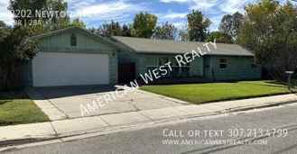 2202 Newton Ave - Photo 1 of 1
