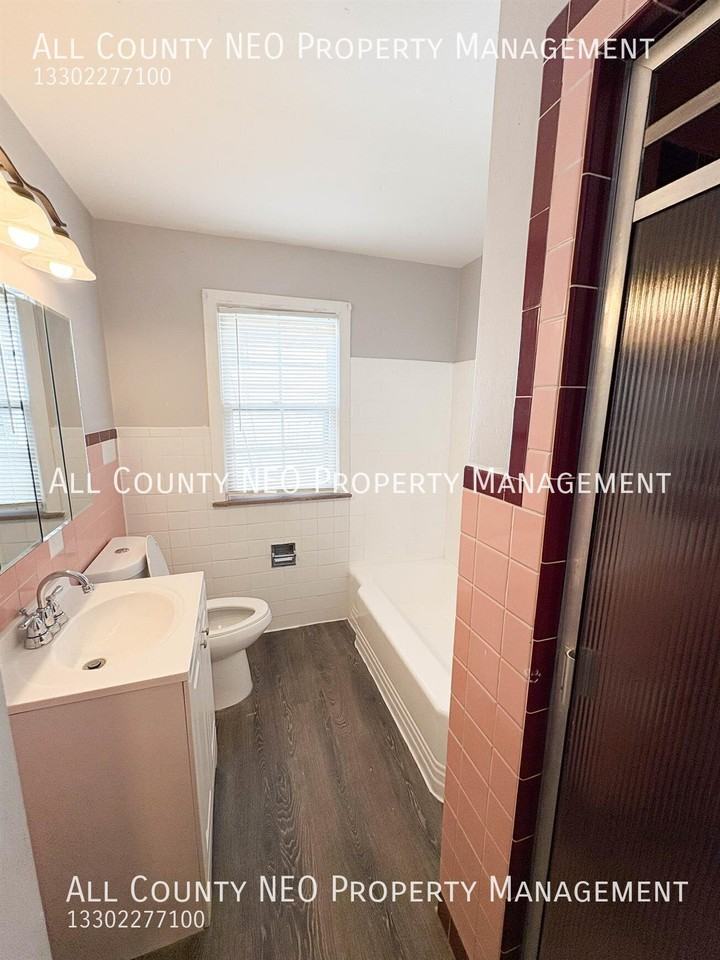 2343 N Taylor Rd - Photo 5 of 16