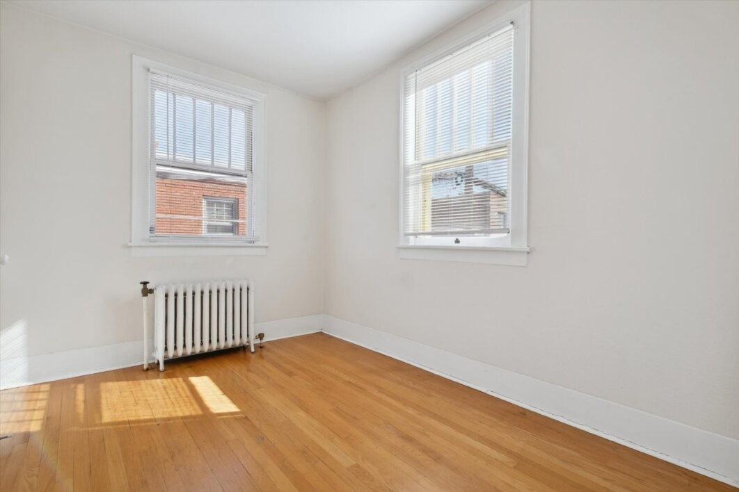 1030 N Pearl St #7 - Photo 6 of 7