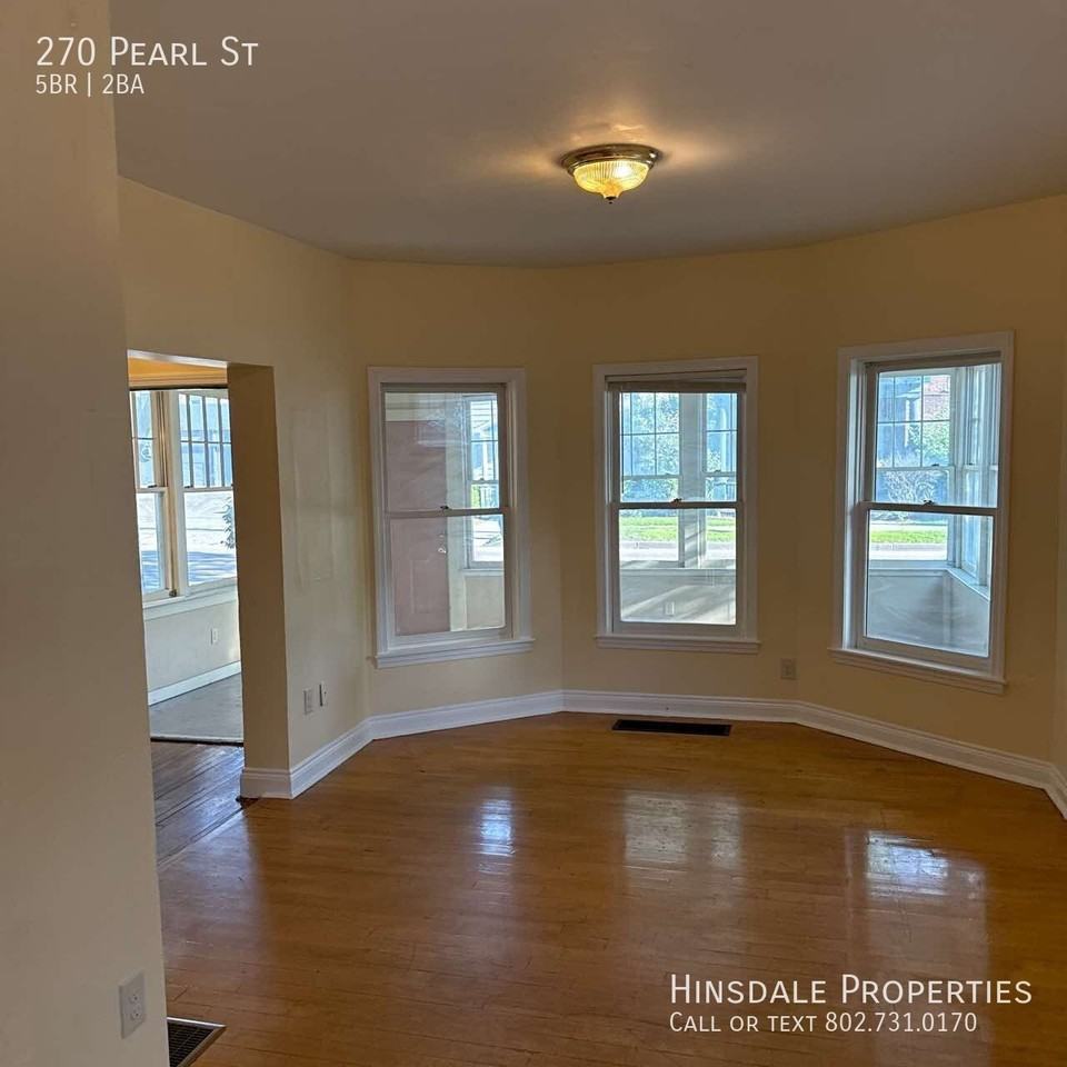 270 Pearl St - Photo 6 of 27