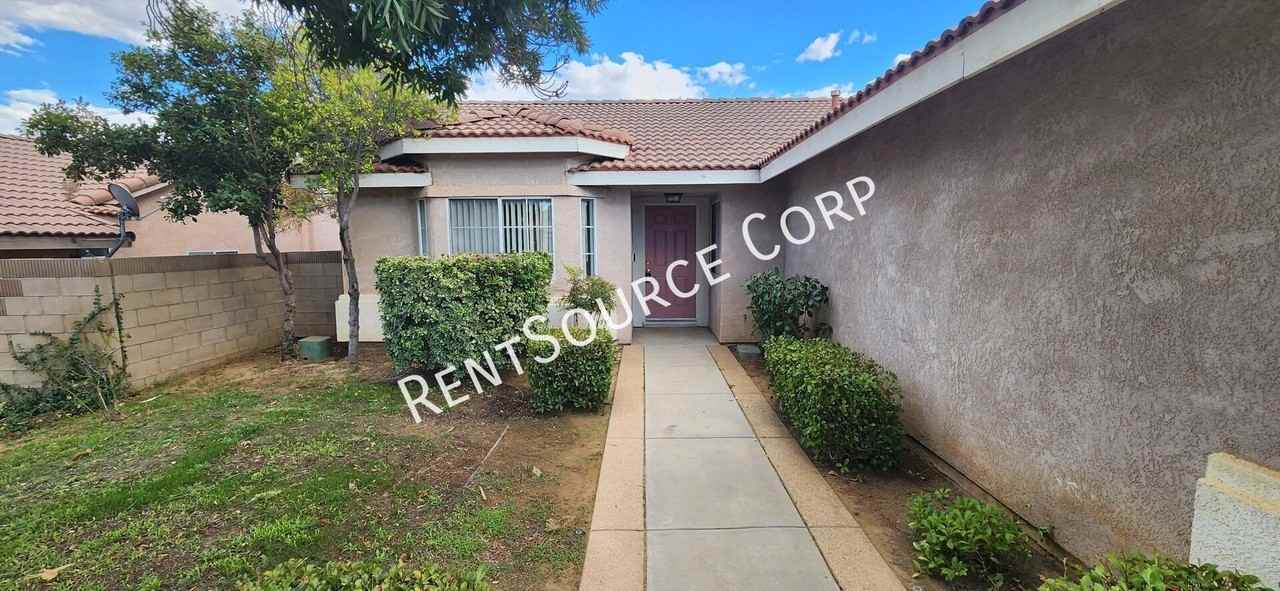 40318 Homeridge Dr - Photo 2 of 31