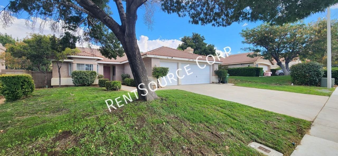 40318 Homeridge Dr - Photo 4 of 31
