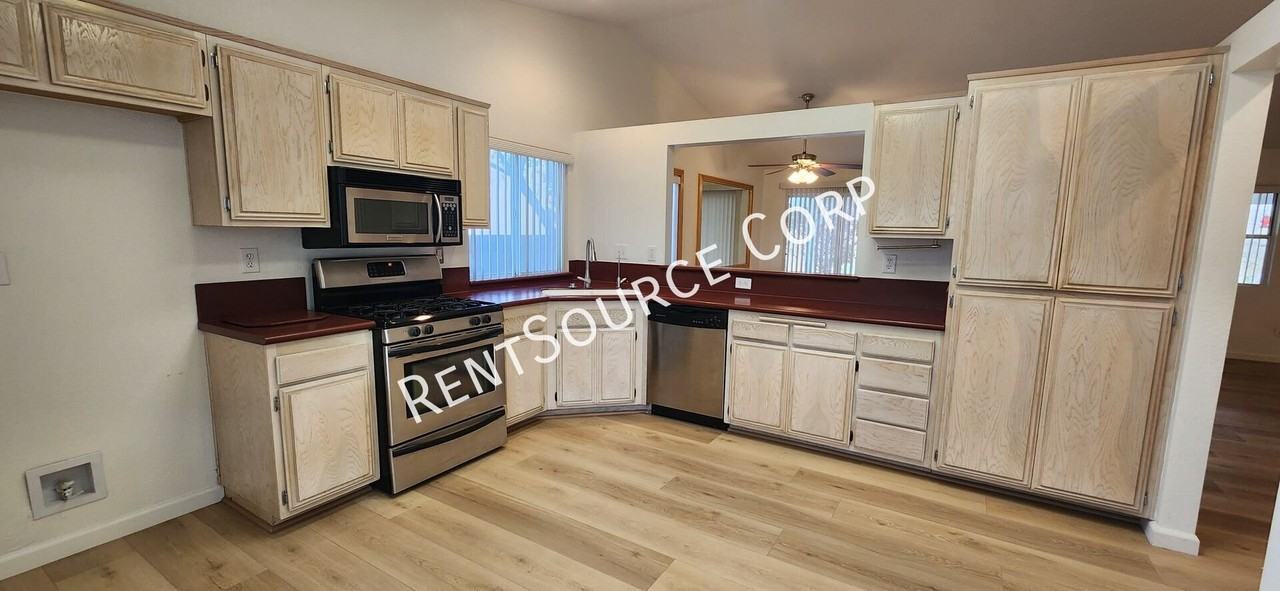 40318 Homeridge Dr - Photo 7 of 31