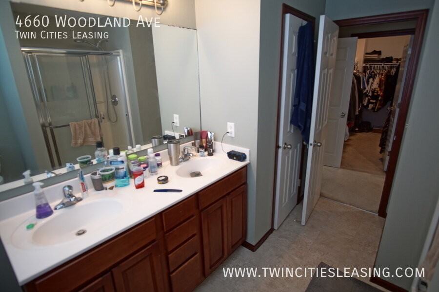 4660 Woodland Ave - Photo 7 of 16