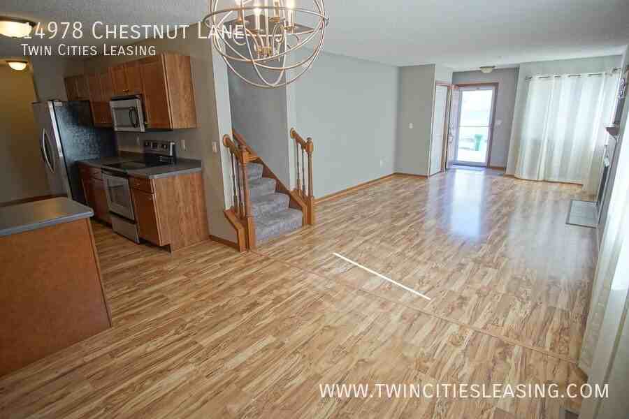 14978 Chestnut Ln - Photo 3 of 25