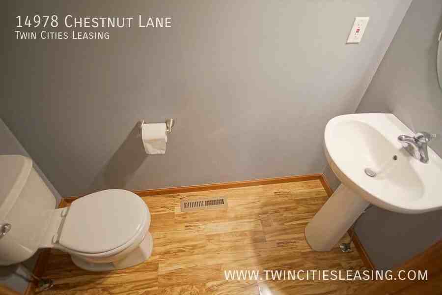 14978 Chestnut Ln - Photo 7 of 25