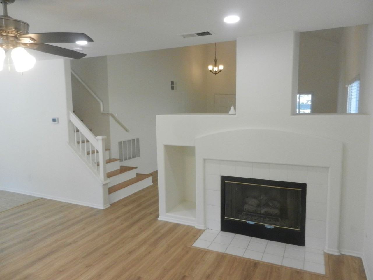 1351 Cottonwood Dr - Photo 6 of 40
