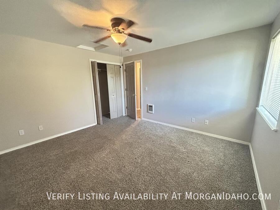 165 N 22nd St #202 - Photo 4 of 8