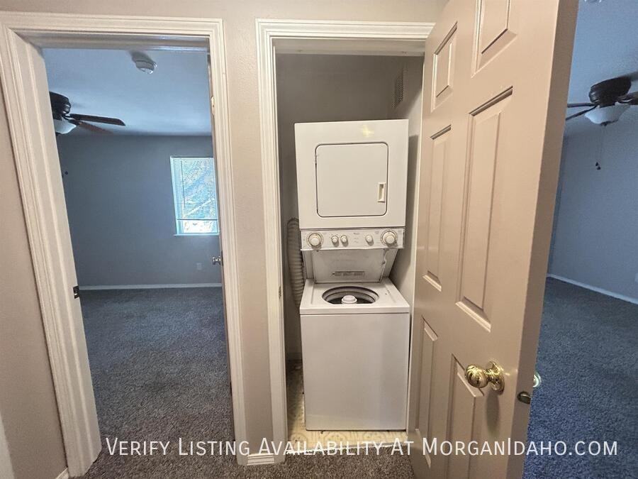 165 N 22nd St #202 - Photo 7 of 8