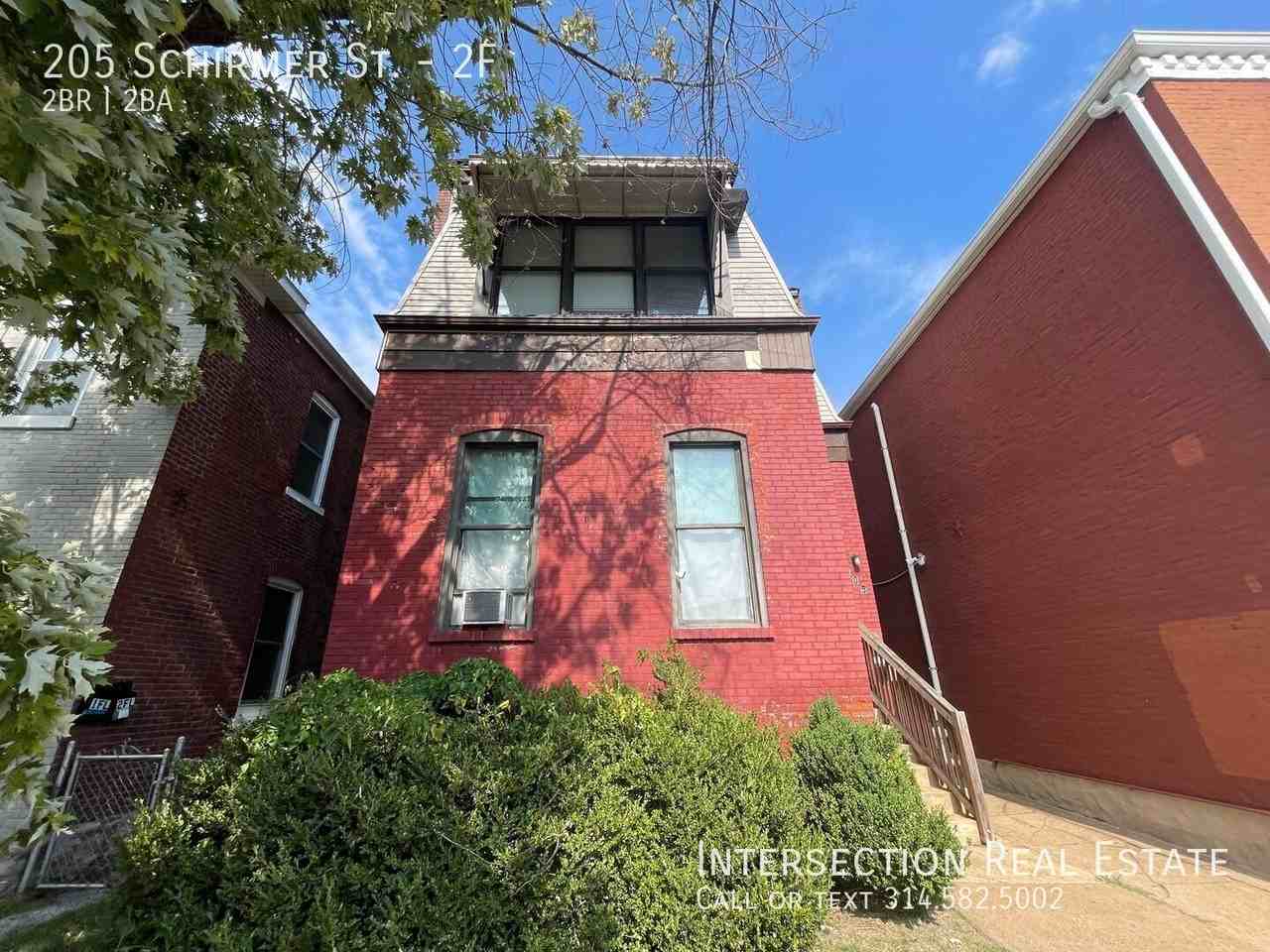 205 Schirmer St #2F