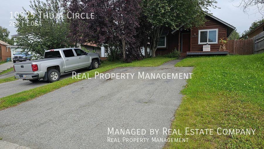 10325 Thuja Cir - Photo 2 of 29