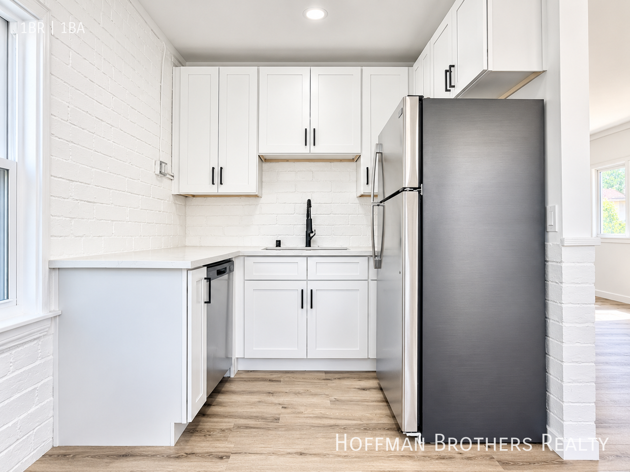 3430 Caroline Ave #E - Photo 2 of 6
