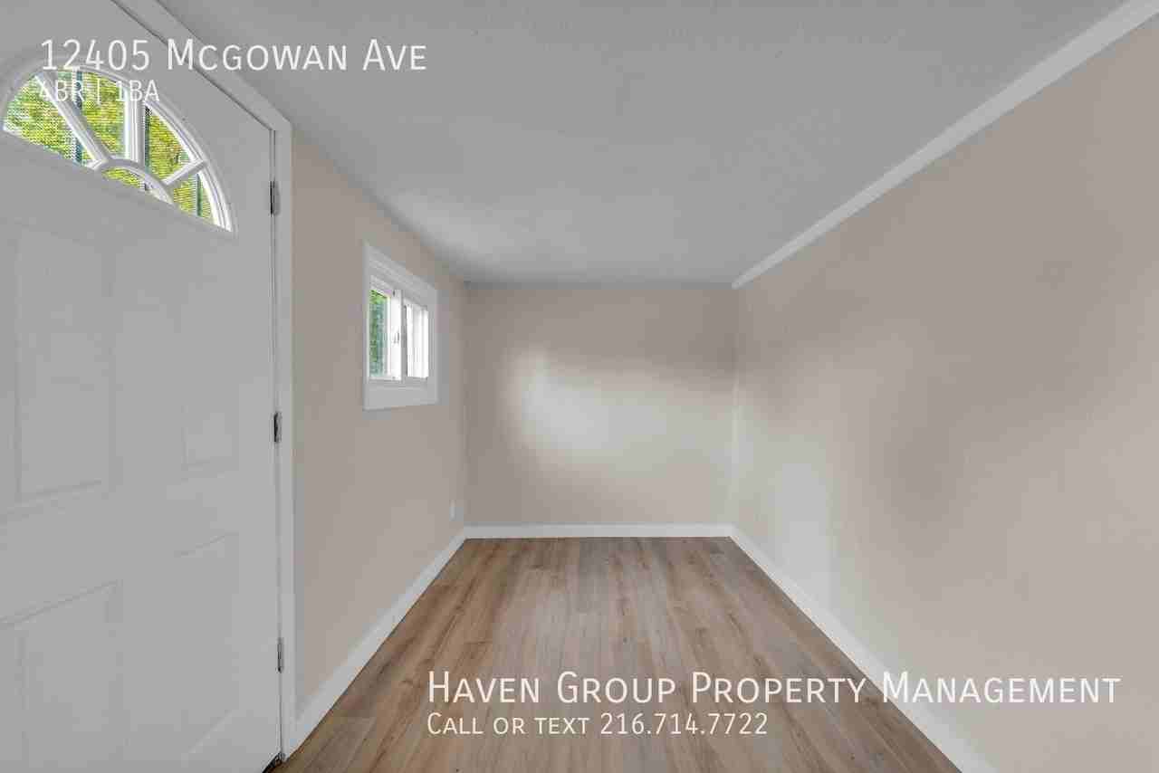 12405 Mcgowan Ave - Photo 3 of 24