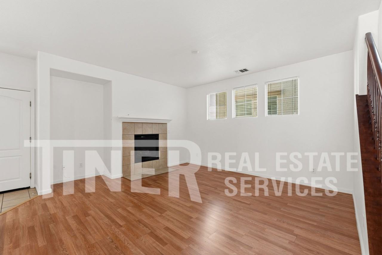 4911 Lieto Way - Photo 2 of 30