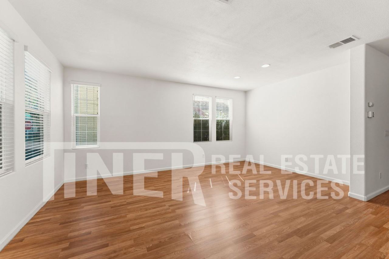 4911 Lieto Way - Photo 3 of 30
