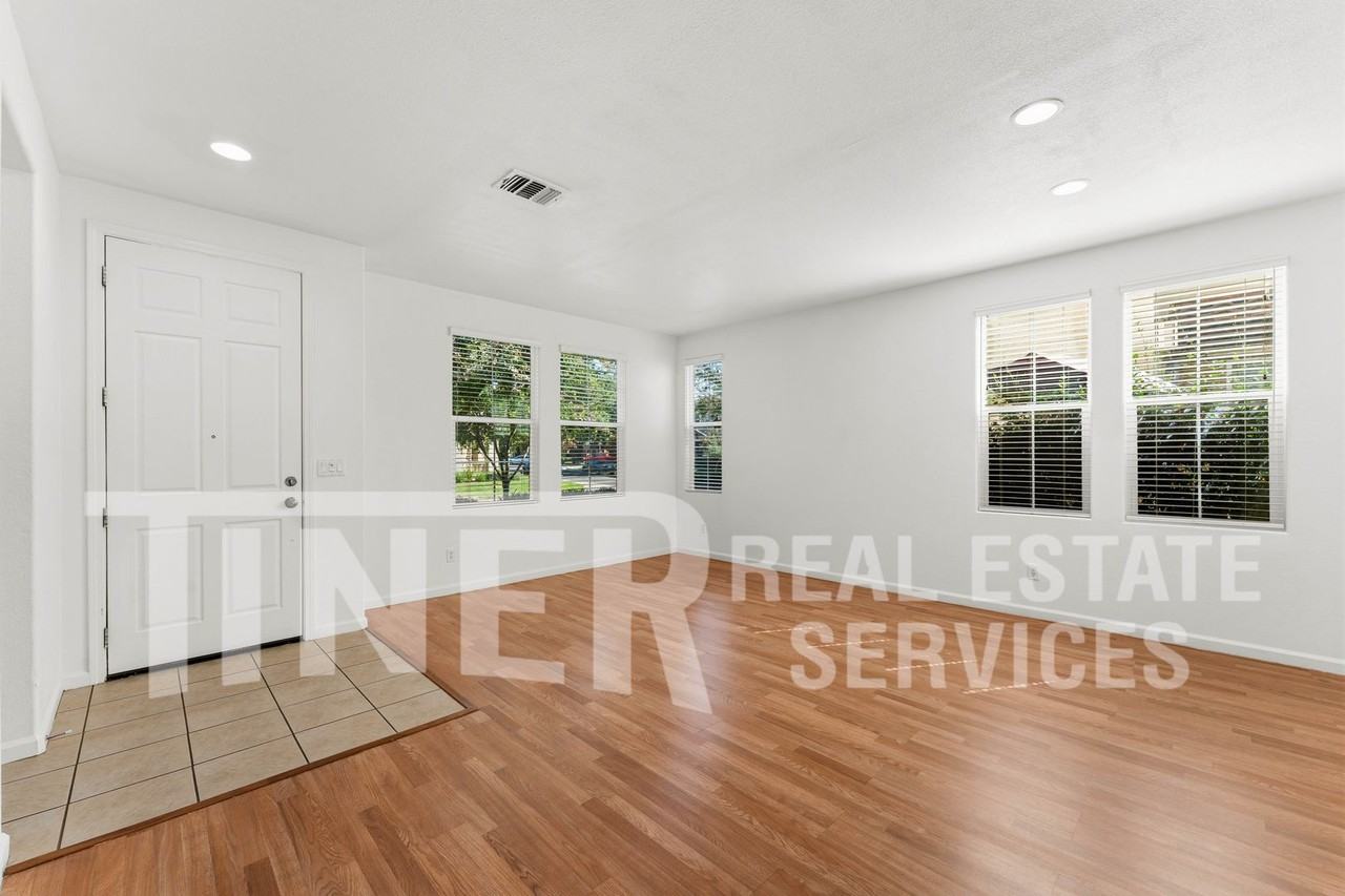 4911 Lieto Way - Photo 7 of 30