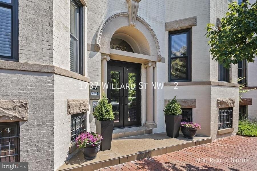 1737 Willard St Nw #2 - Photo 2 of 42