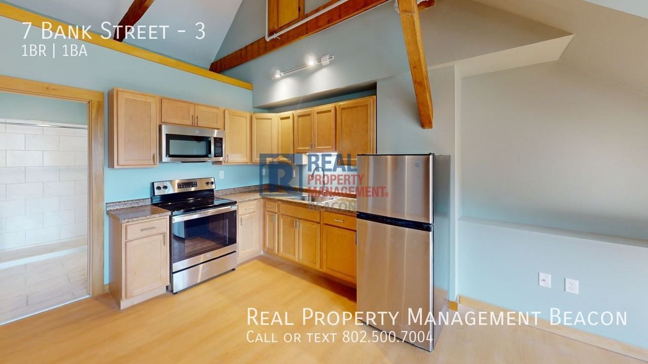 7 Bank St #3 - Photo 3 of 6