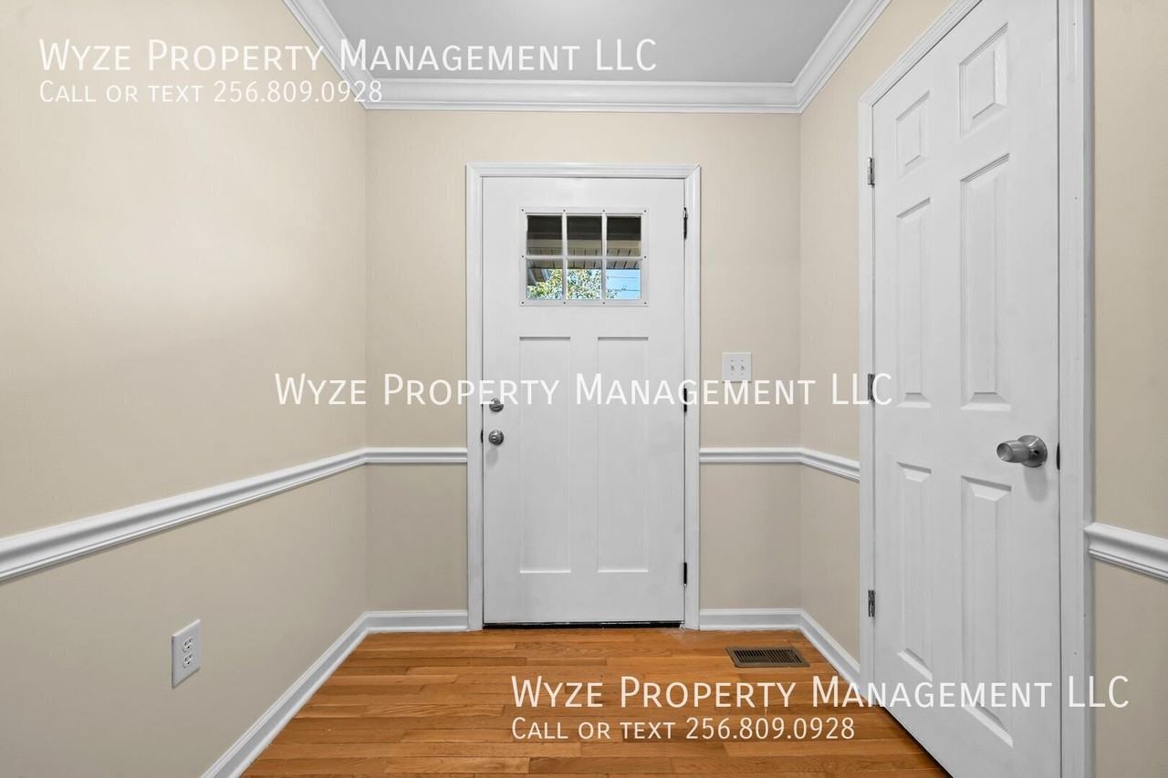 118 Sweetwater Dr - Photo 3 of 50