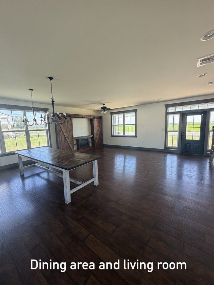 2372 Somerset Rd #NA - Photo 4 of 18