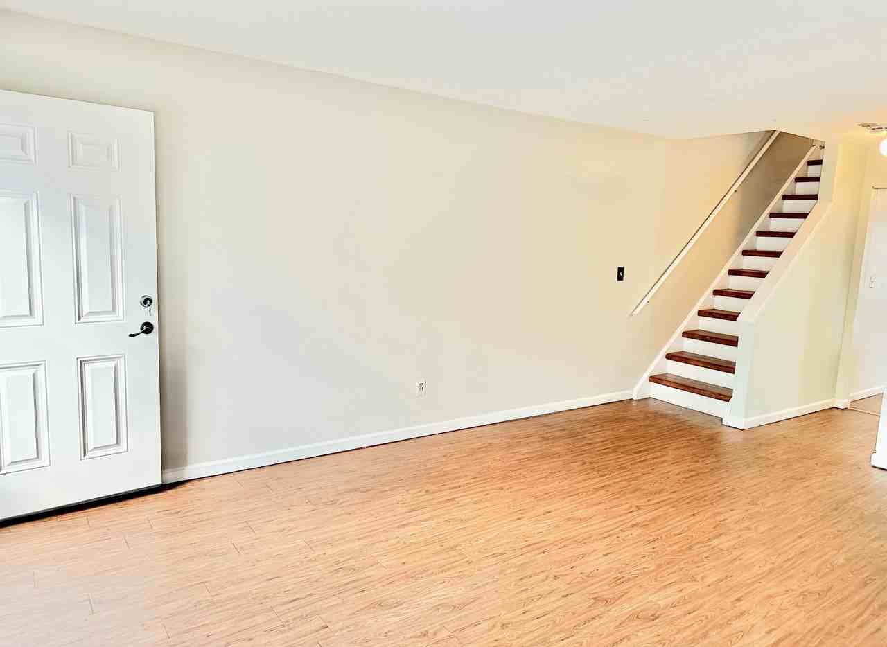 394 Henry Ave #NA - Photo 2 of 11