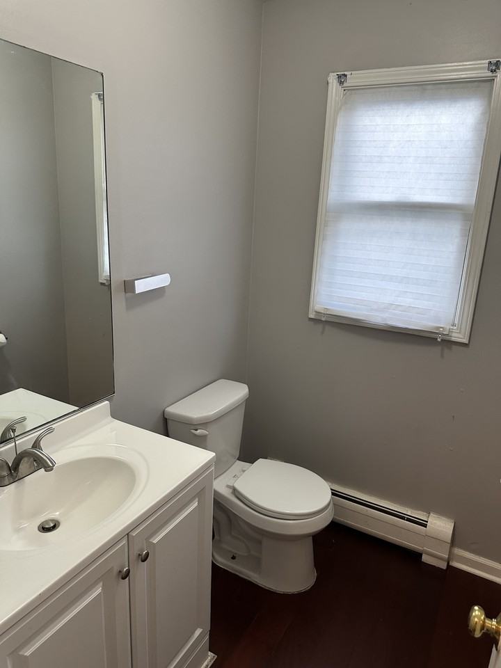 394 Henry Ave #NA - Photo 5 of 11