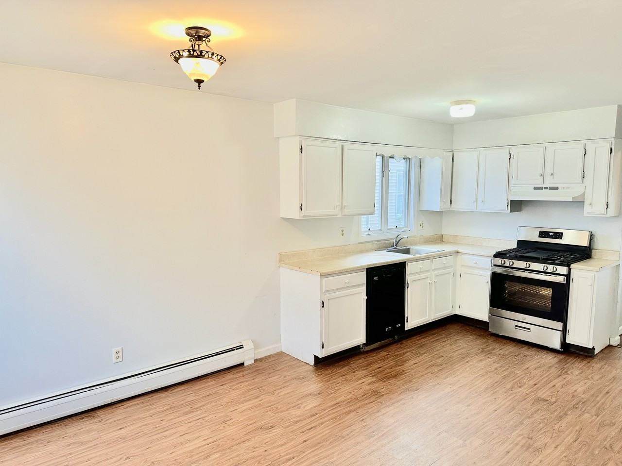 394 Henry Ave #NA - Photo 6 of 11