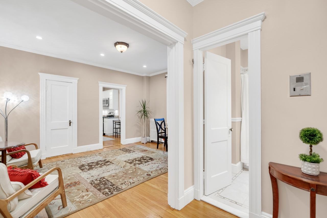 19 Shepard St #3 - Photo 4 of 18