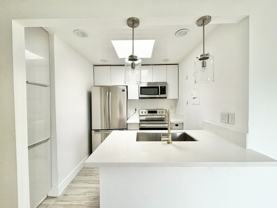 850 N Van Ness Ave #6 - Photo 1 of 1