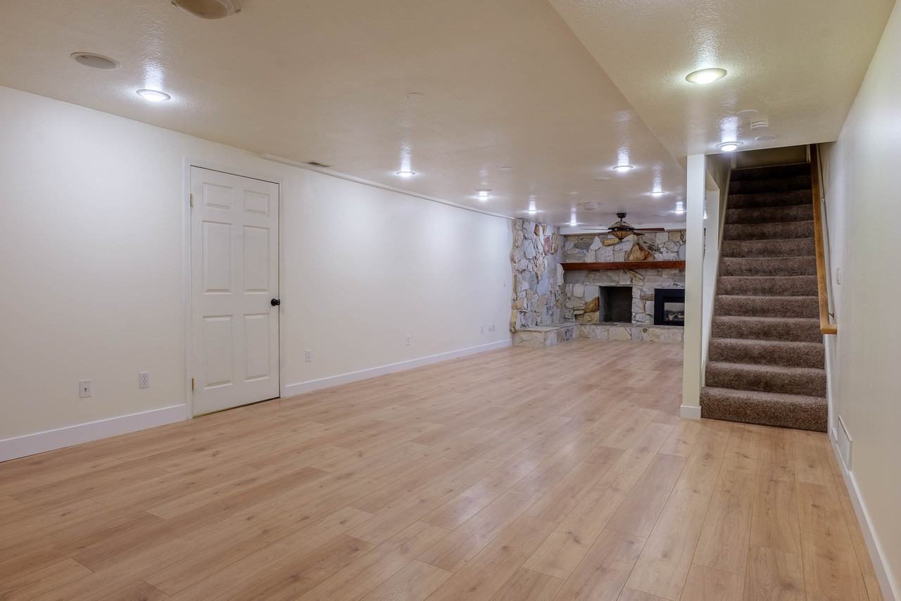 4502 S 1720 W #NA - Photo 7 of 17