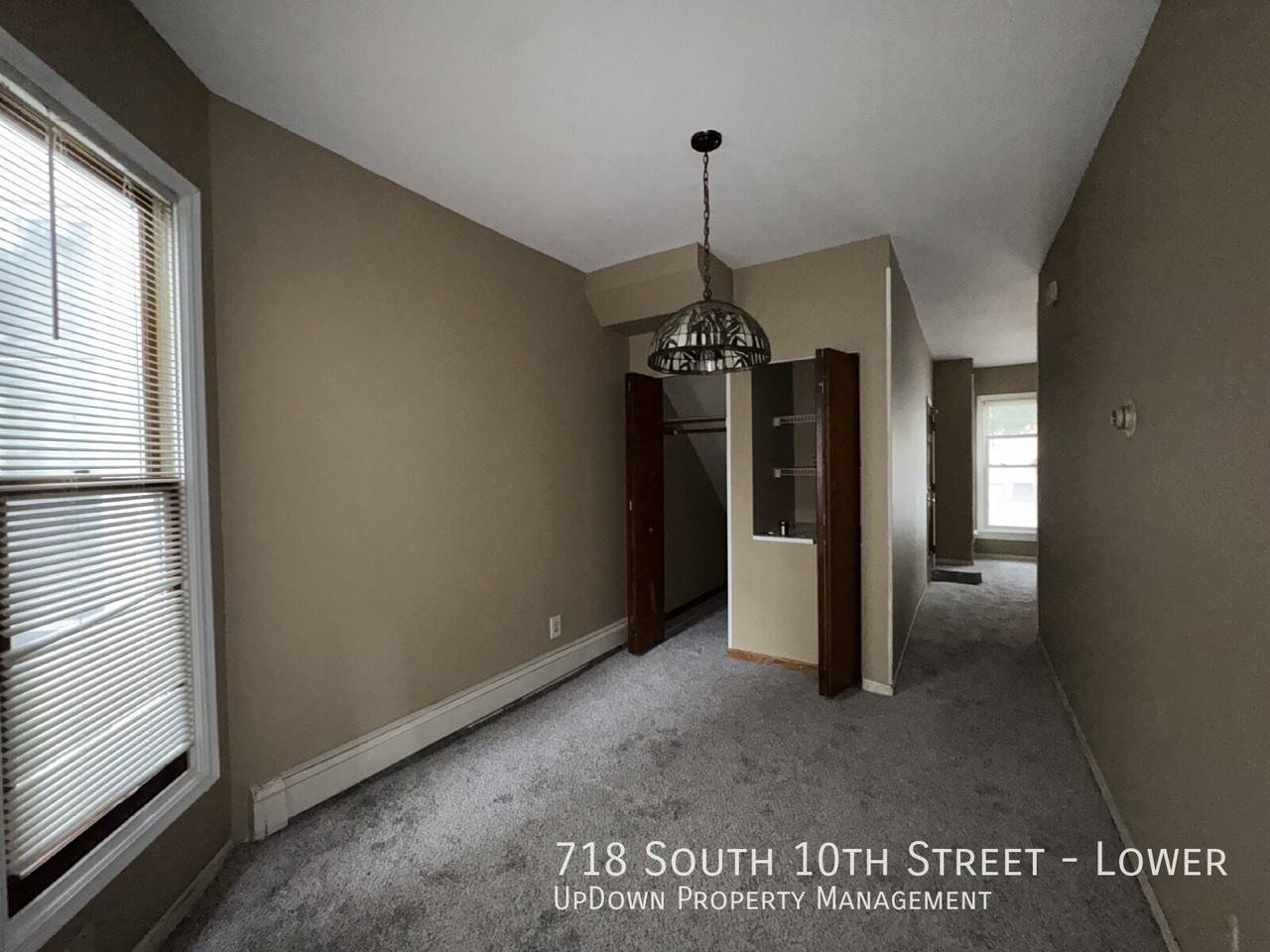 718 S 10th St - Photo 3 of 11