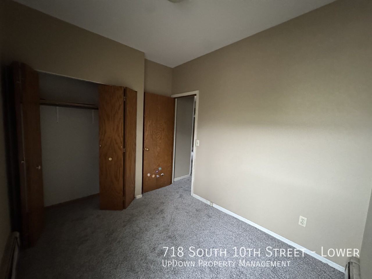 718 S 10th St - Photo 5 of 11