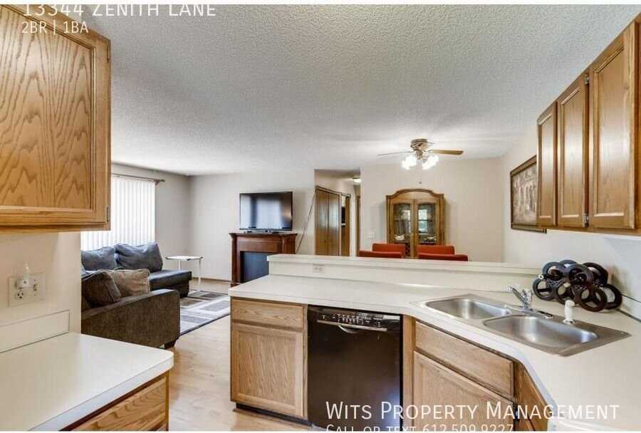 13344 Zenith Ln - Photo 3 of 20