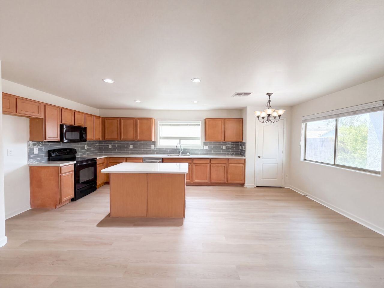 1391 E Ryan Rd #NA - Photo 2 of 10