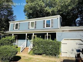 100 Emerald Ct - Photo 1 of 1