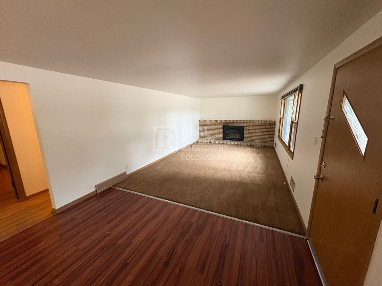2611 Lakecrest Pl - Photo 3 of 16