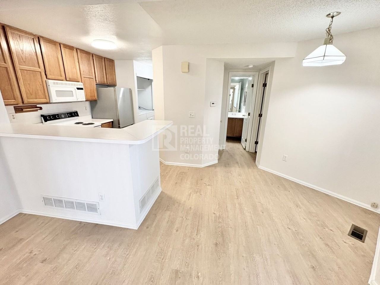 12525 E Tennessee Cir #A - Photo 5 of 13