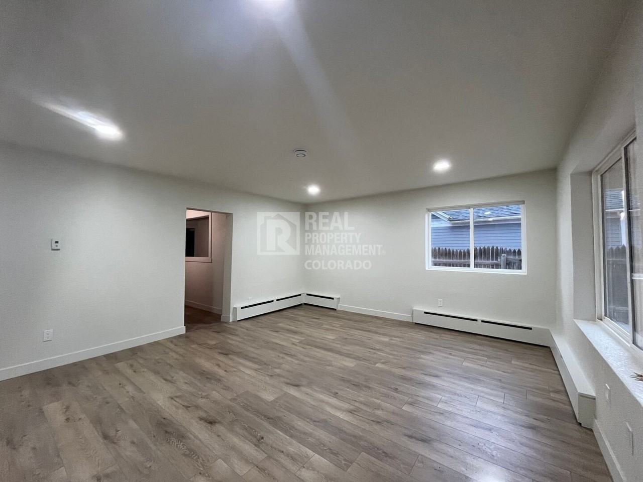 405 E Cannon St - Photo 5 of 22