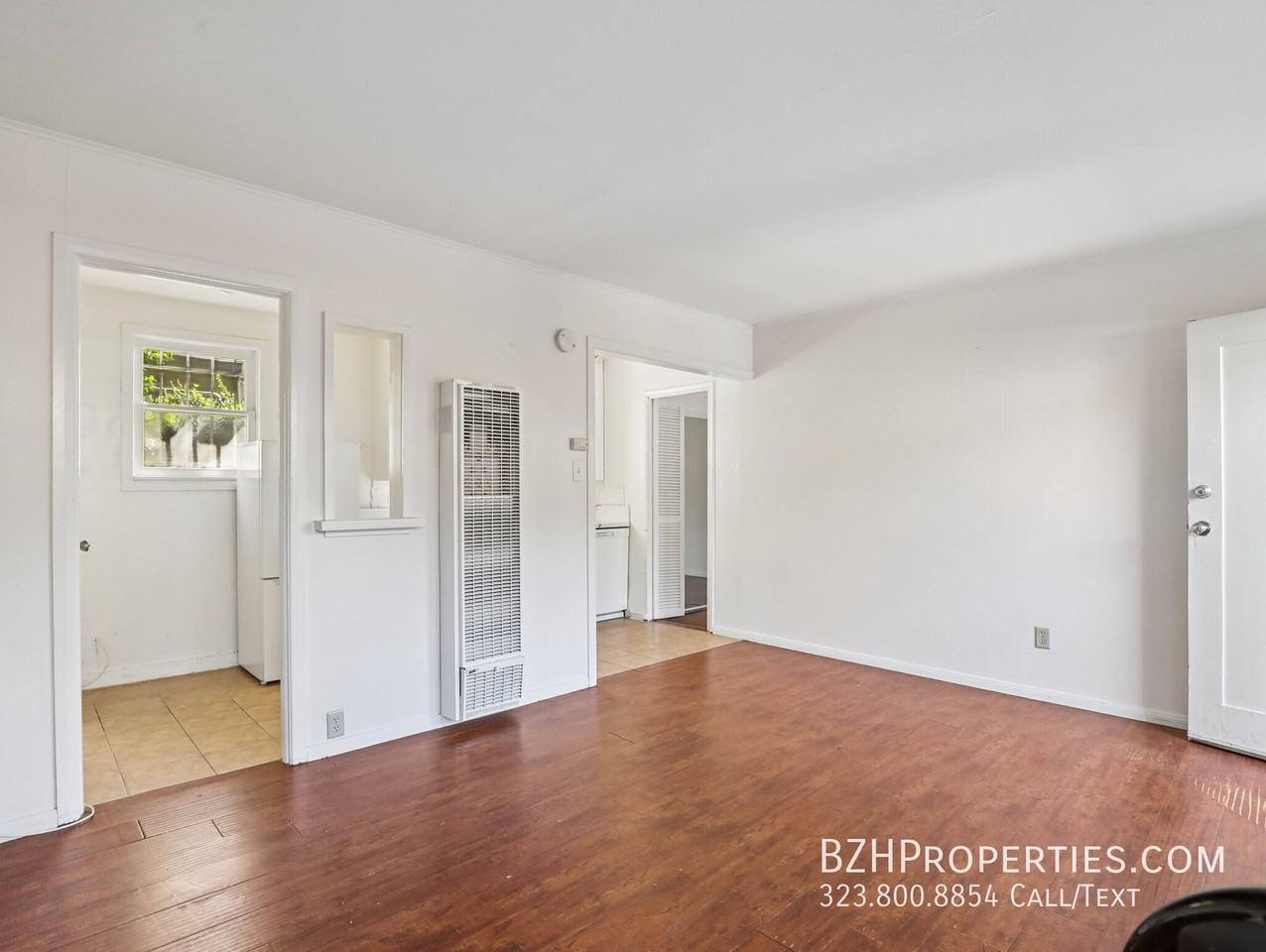 1236 N Gardner St #1236-1-2 - Photo 3 of 16