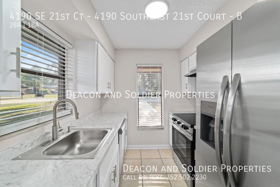4190 Se 21st Ct - Photo 3 of 31