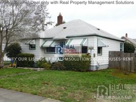featured image of 5826 N Denver Ave