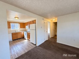 featured image of 2916 Glen Dale Dr #5