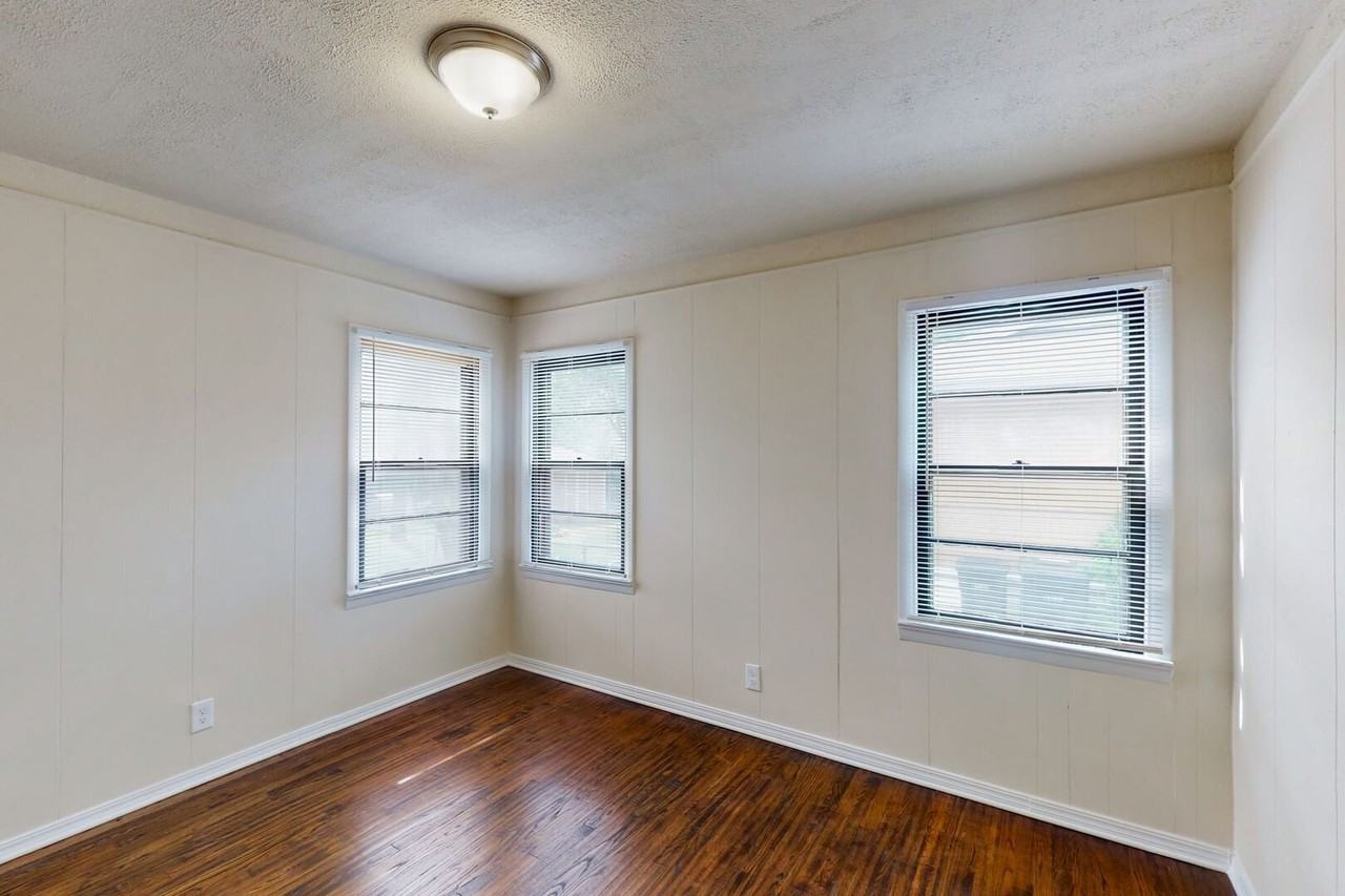 4413 Vermont Ave #A - Photo 6 of 28
