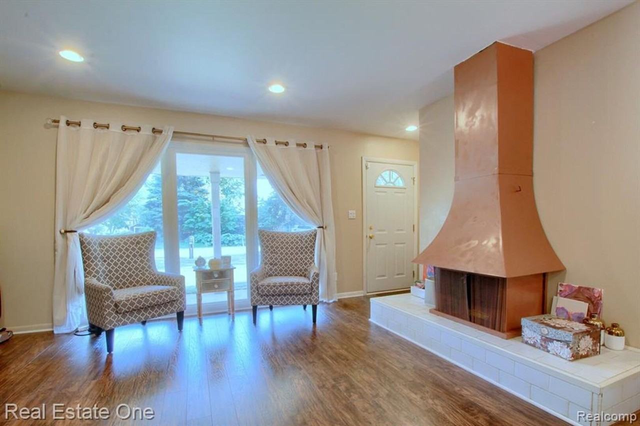 37900 Wendy Lee St - Photo 6 of 27
