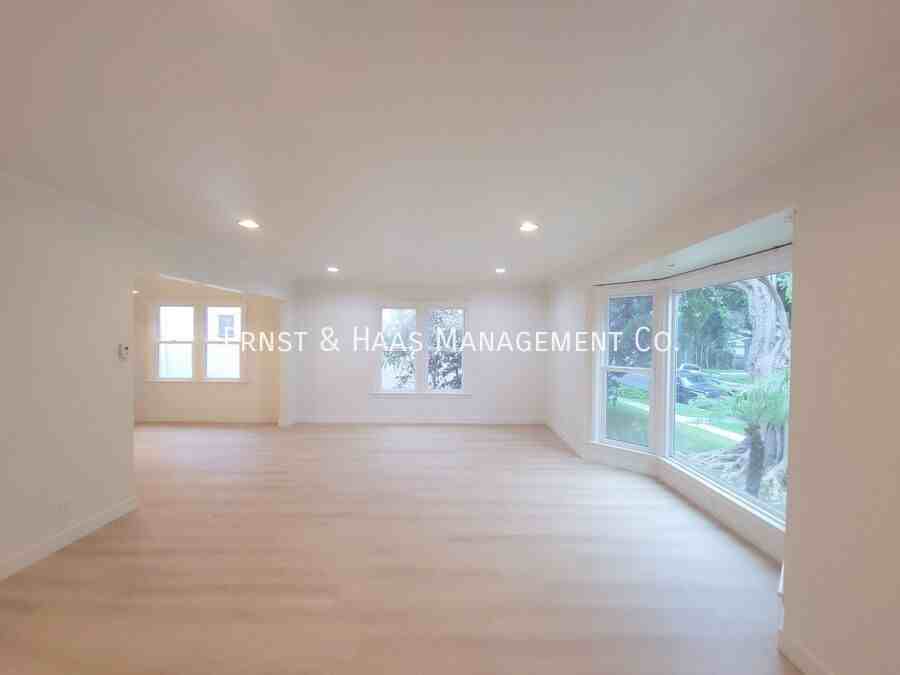 3826 Chestnut Ave - Photo 4 of 34