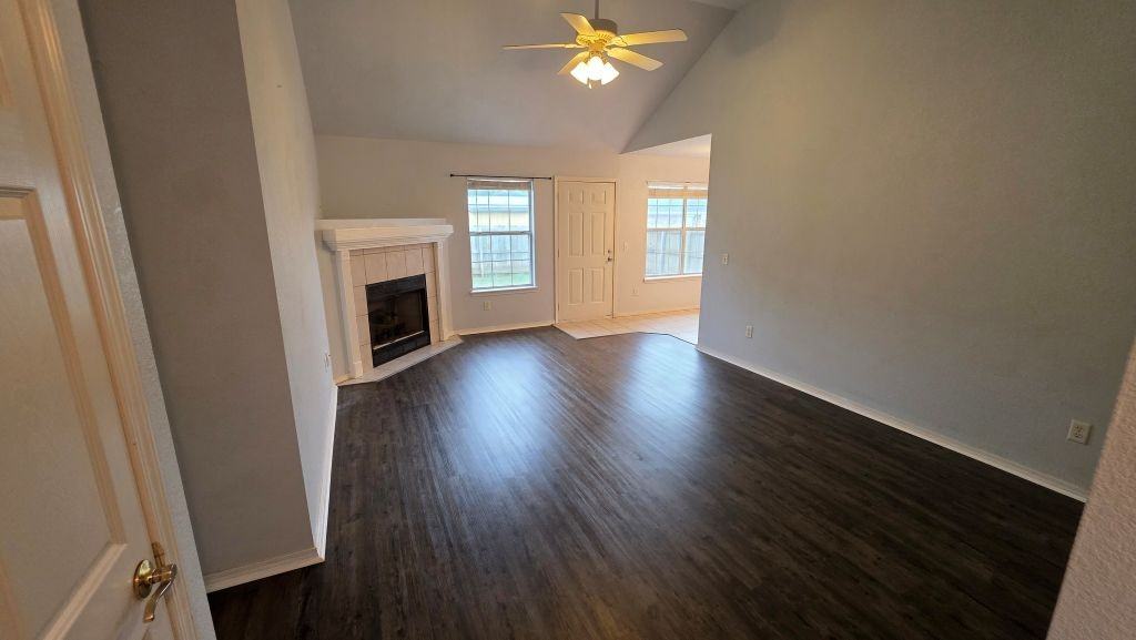 638 Bliss Cir #NA - Photo 2 of 23